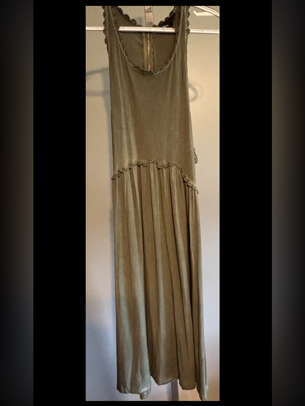 POL Sundress Women's Size Medium Babydoll Sleeveless Dress Green Racerback - Picture 3 of 11